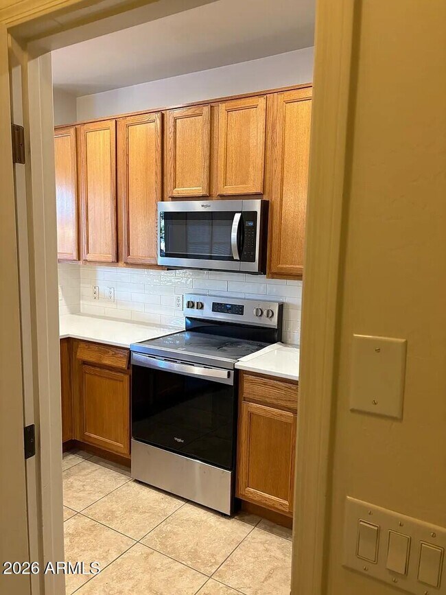 Building Photo - 2785 S Pewter Dr