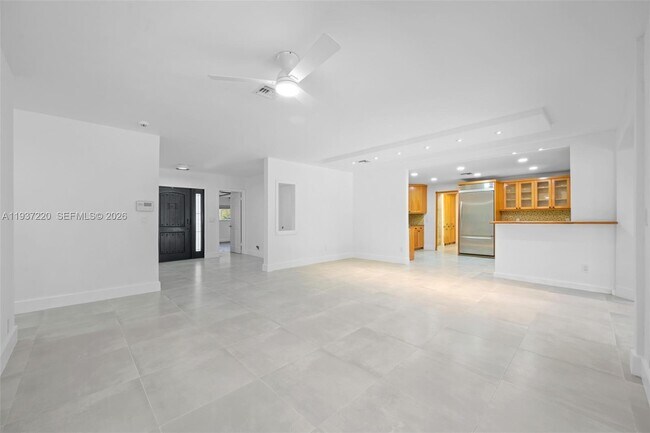 Building Photo - 5300 SW 162nd Ave