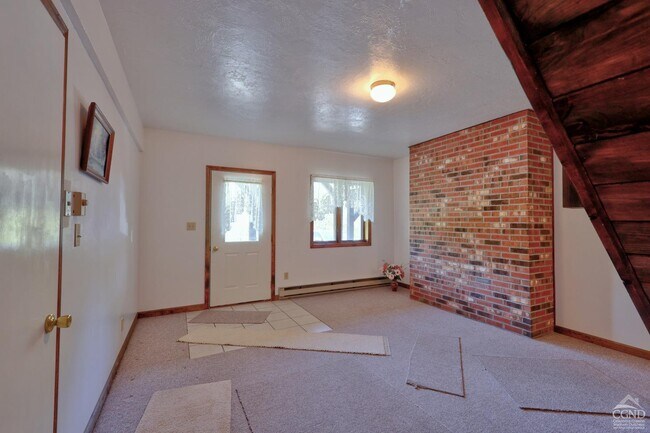 Building Photo - 561 Bald Hill Rd S