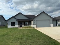 Building Photo - 5534 42nd St