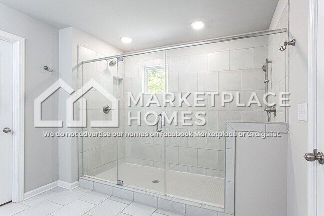 Building Photo - 222 Arnewood Cir
