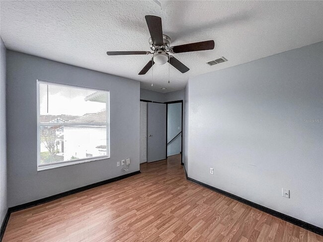 Building Photo - 402 Orchid Dr