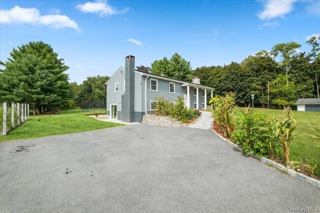 Building Photo - 171 Diddell Rd