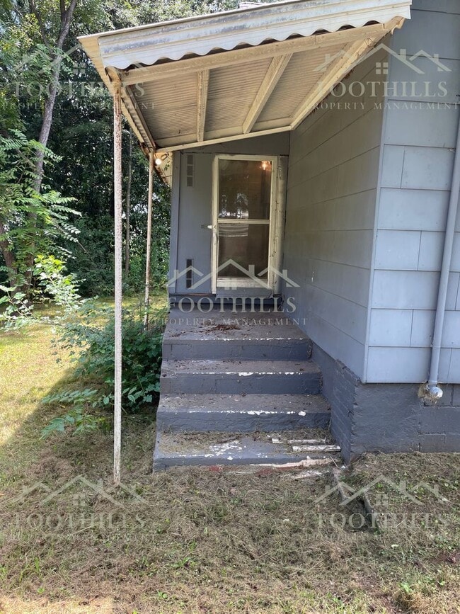 Building Photo - 209 Farmer St