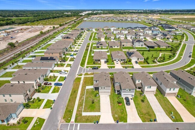 Building Photo - 1504 Hummingbird Rd