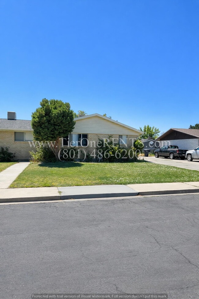 Building Photo - NO DEPOSIT option available for qualified renters with Obligo