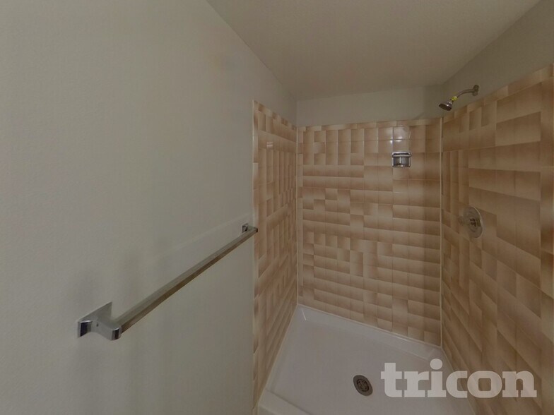 Building Photo - 4255 Pinal Ln