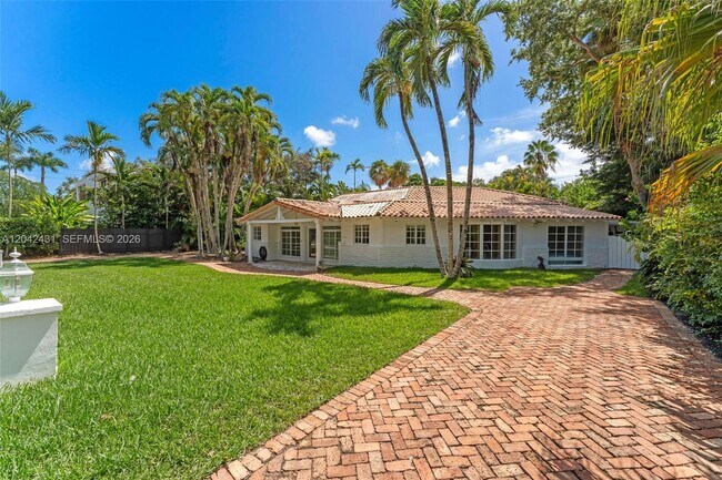 Building Photo - 7924 SW 50th Ct