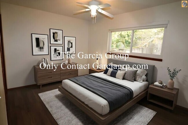 Building Photo - 15205 SW 119th Ave