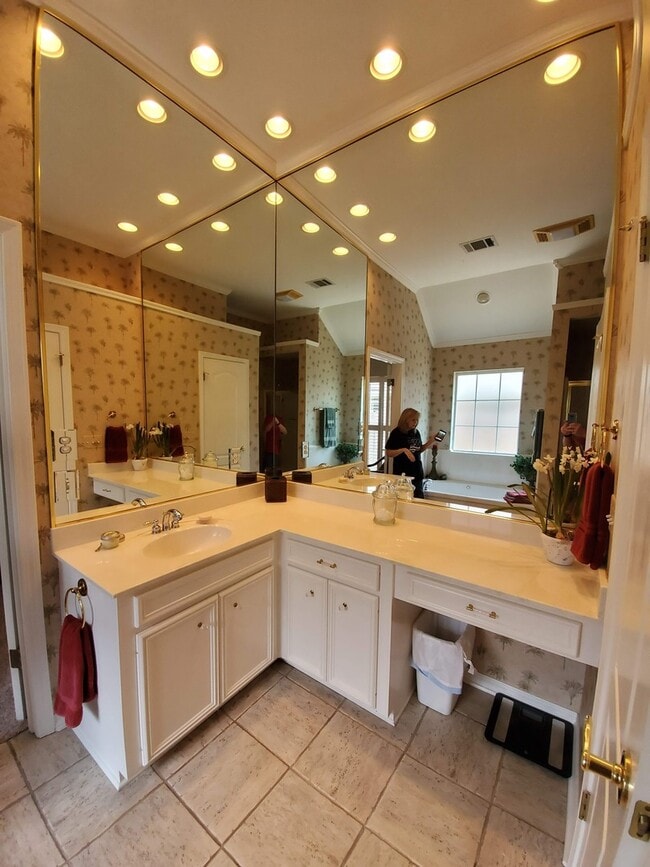 Building Photo - Plantation Trace Garden Homes