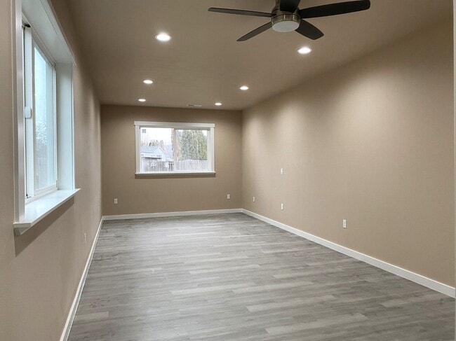 Building Photo - Brand New Construction