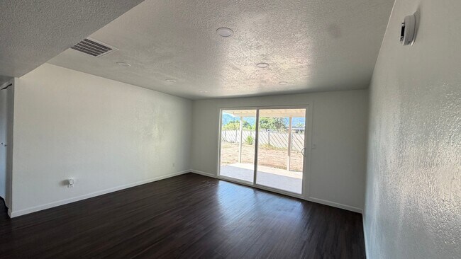 Building Photo - 8301 E Wildcat Dr
