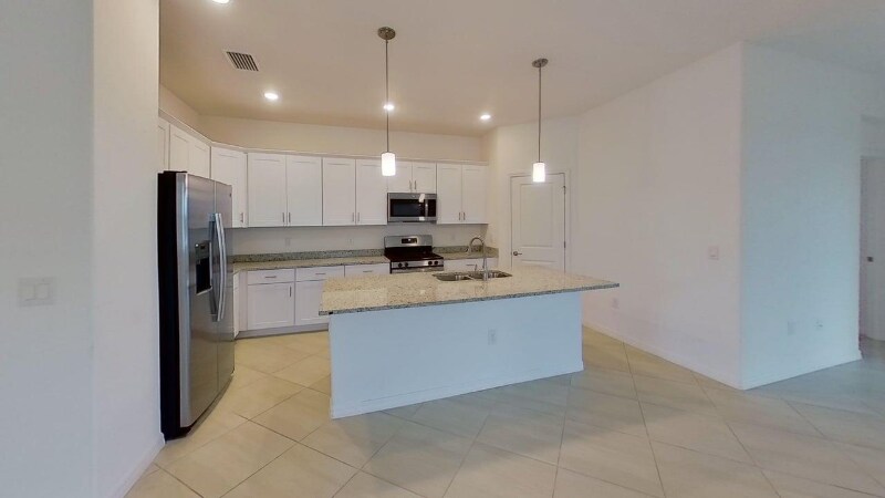 Building Photo - 43821 Seedling Ter