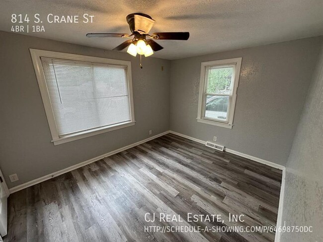 Building Photo - 814 S Crane St