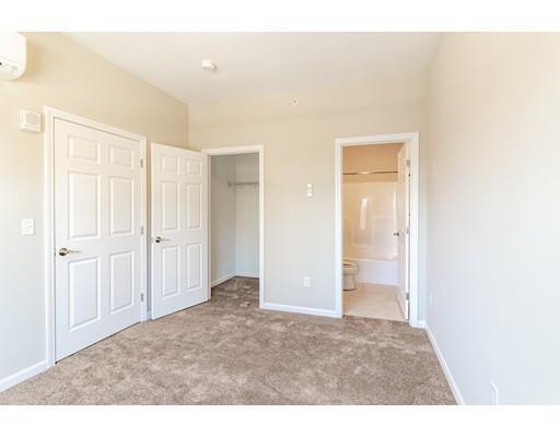 Building Photo - 241 Littleton Rd