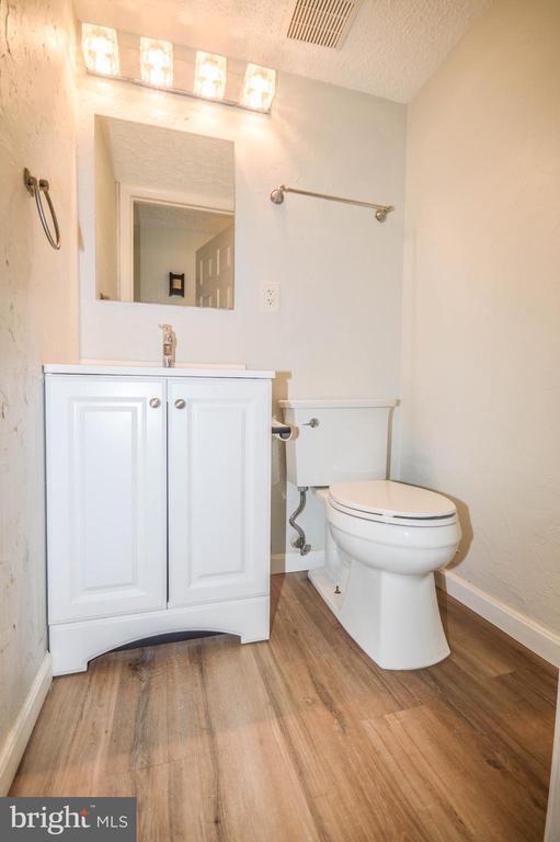 Building Photo - 12521 Laurel Grove Pl