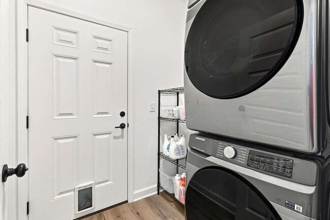Building Photo - 65 Marsh Landing N