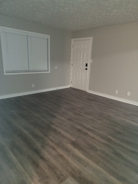 Building Photo - 393 Stone Mountain St