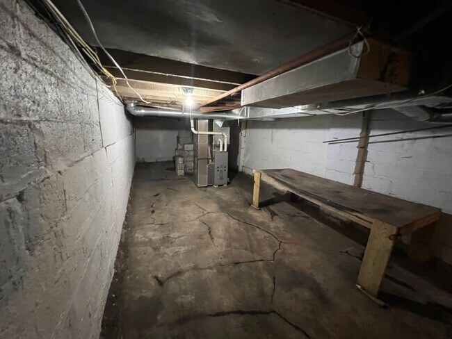 Building Photo - 808-810-810 Reinhard Ave