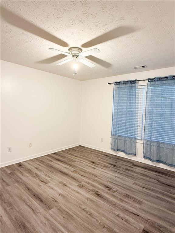 Building Photo - 2959 Belfaire Crest Ct