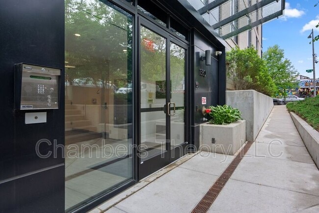 Building Photo - 1380 Quincy St NW