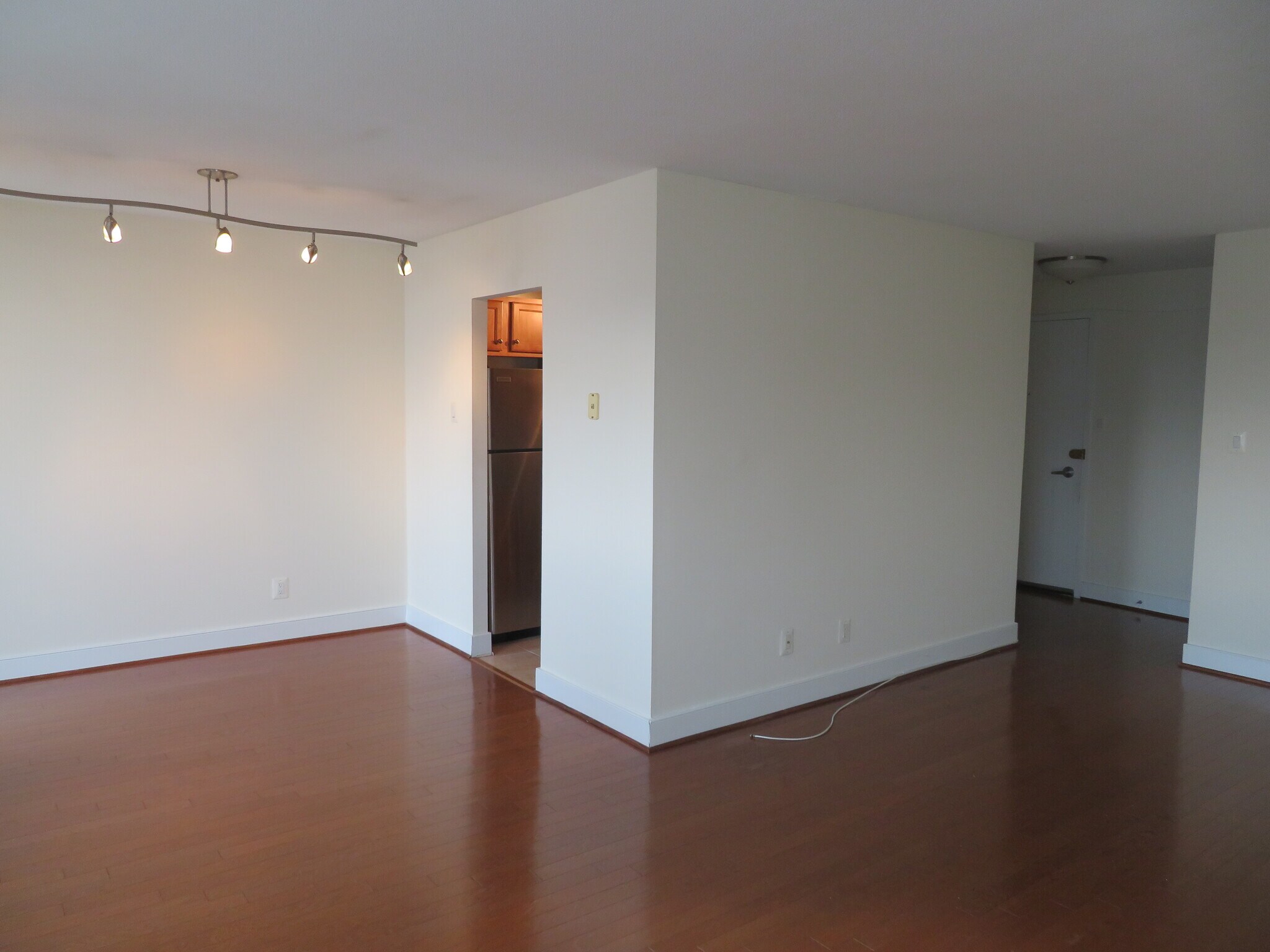 Building Photo - 1220 Blair Mill Rd