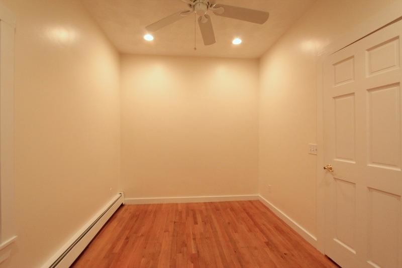 Building Photo - 302 Highland Ave