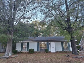 Building Photo - 1377 Dunbarton Rd