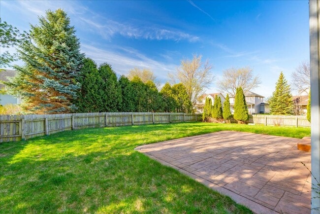 Building Photo - 7033 Rockstream Dr