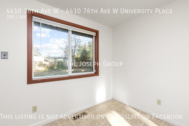 Building Photo - Sun-filled 2BD/1BA in University Place Duplex