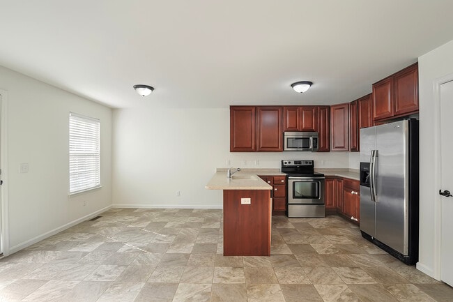 Building Photo - 76 Amy Ave