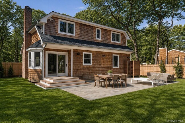 Building Photo - 502 Springs Fireplace Rd
