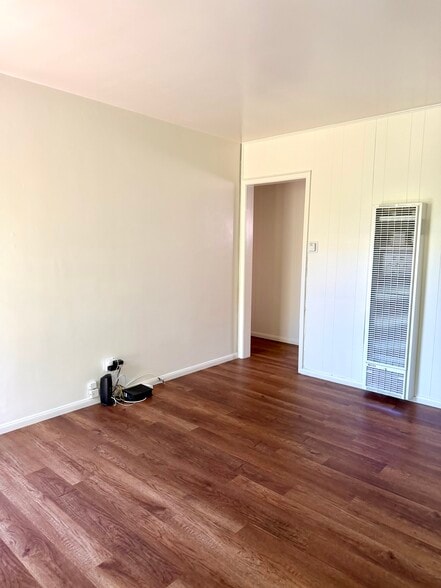 Building Photo - 707 Sartori Ave