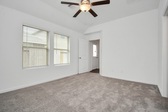 Building Photo - 15826 Menlow Bend Dr