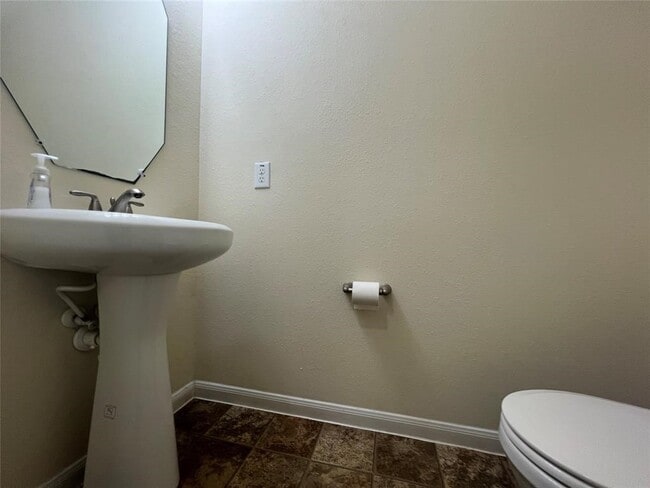 Building Photo - 6510 Capridge Dr