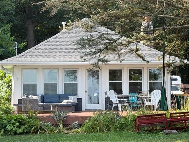 Building Photo - 3407 Crystal Bay Rd