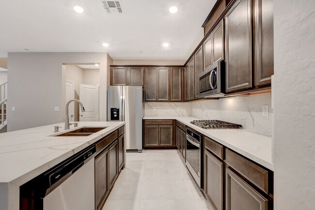 Building Photo - 11553 Alpine Cove Ave