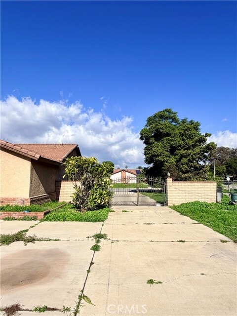 Building Photo - 15939 Tyrol Dr