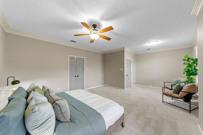 Building Photo - 7705 Case Dr