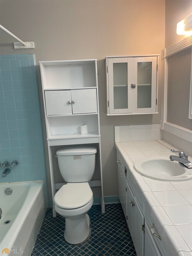 Building Photo - 86 Earle Ct