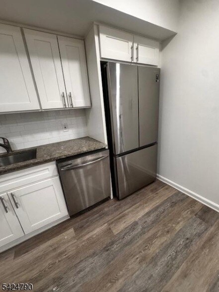 Building Photo - 81-83 Hawthorne Avenue Unit 3