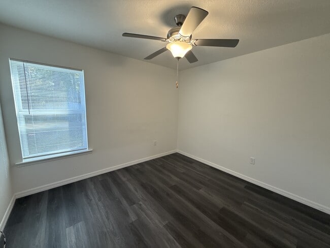 Building Photo - 2234 NW 65th Pl