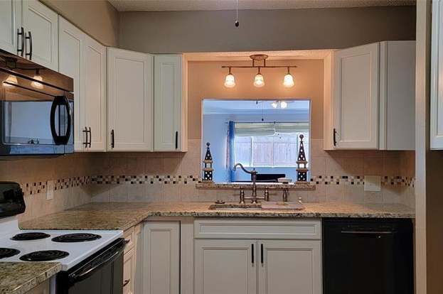 Building Photo - 6604 Montauk Dr