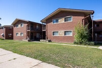 Building Photo - 17161 Denver St