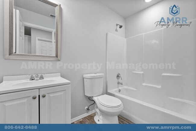 Building Photo - 5611 Jarvis St