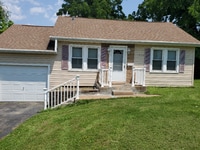 Building Photo - 2908 Endicott Ave