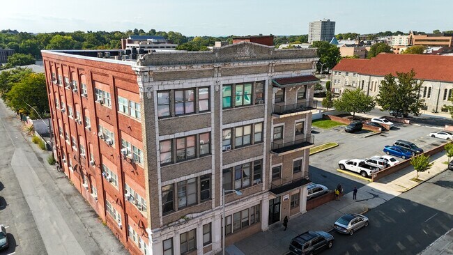 Primary Photo - Bakery Apartments