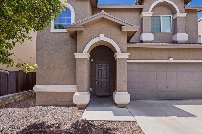 Building Photo - 5028 Silver Ranch Ave