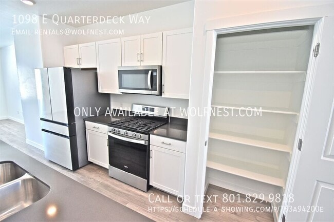 Building Photo - 1098 Quarter Deck Wy