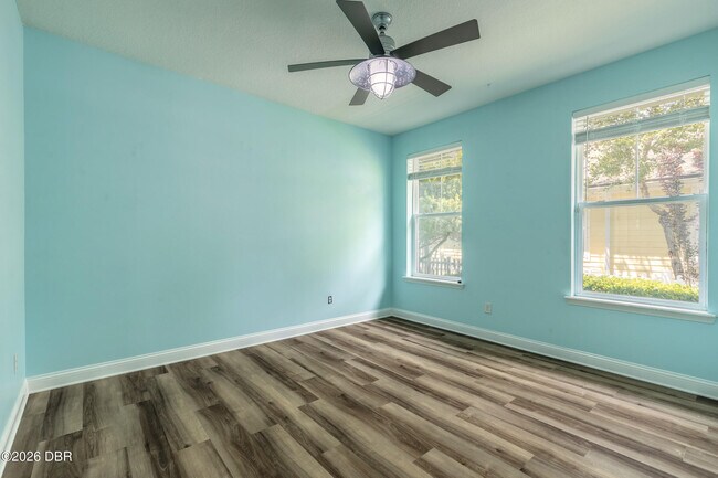 Building Photo - 21 Smiling Fish Ln